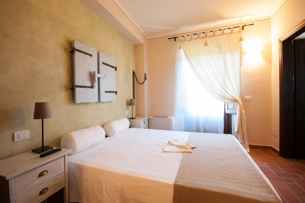 Agriturismo Borgo Tra Gli Olivi Castiglion Fiorentino Bilik gambar