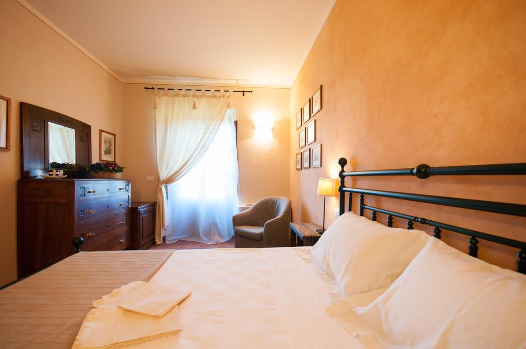 Agriturismo Borgo Tra Gli Olivi Castiglion Fiorentino Bilik gambar