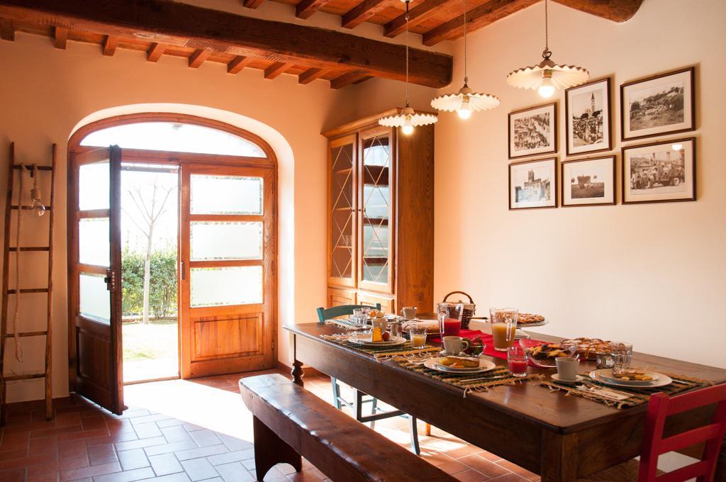 Agriturismo Borgo Tra Gli Olivi Castiglion Fiorentino Luaran gambar