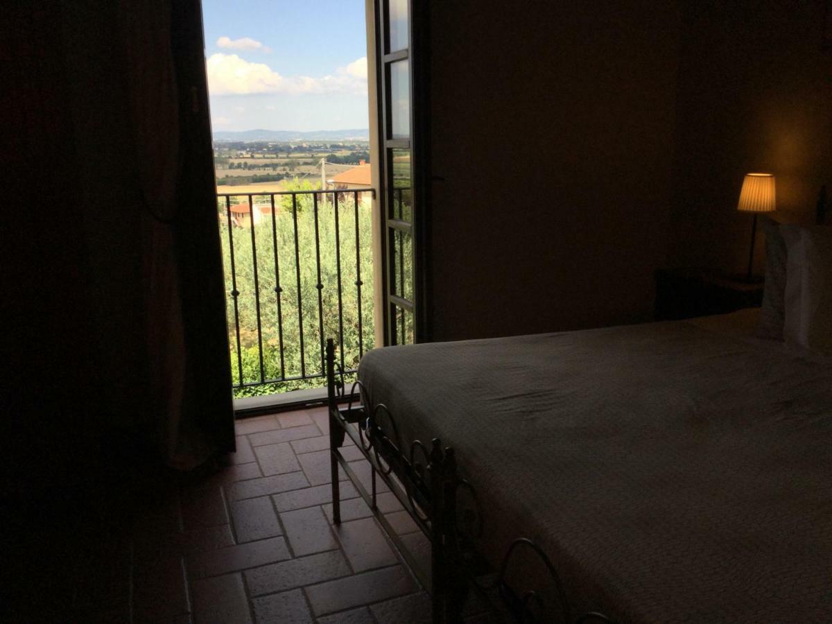 Agriturismo Borgo Tra Gli Olivi Castiglion Fiorentino Luaran gambar